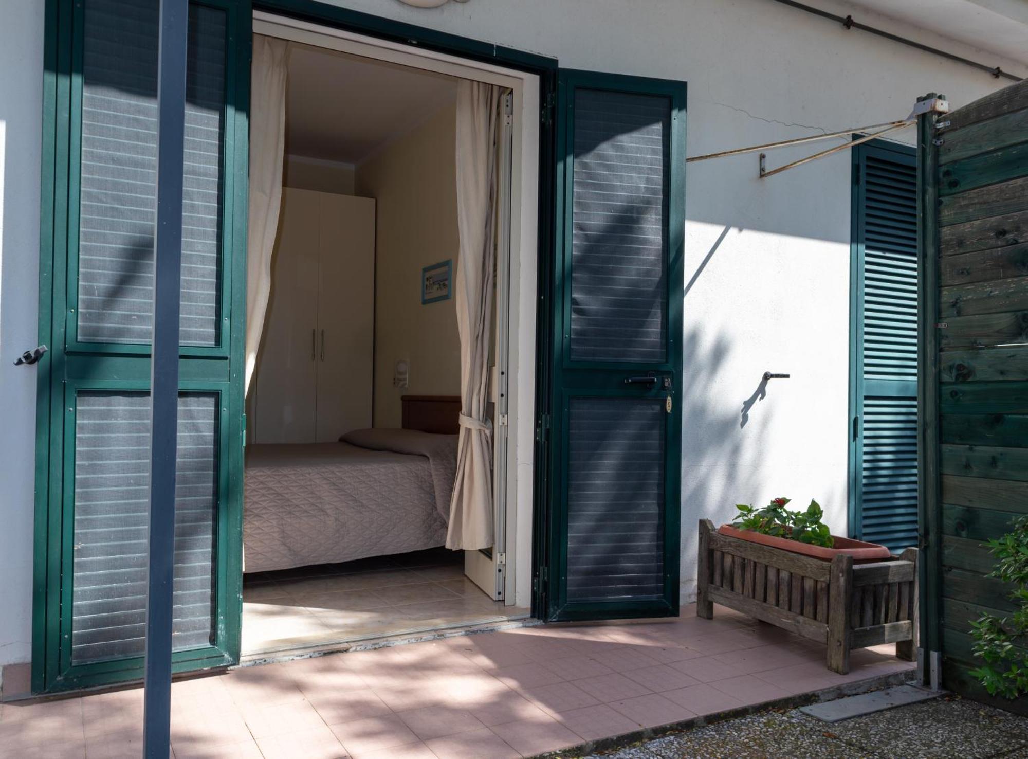 Agriturismo I Gelsi مارينا دي غروسيتو المظهر الخارجي الصورة